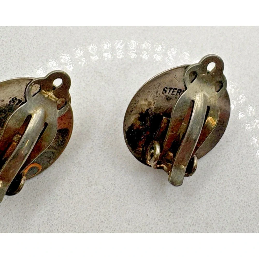 Vintage Sterling Silver Modernist Saucer Bezel Set Stone Clip-on Earrings .5